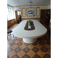Стол